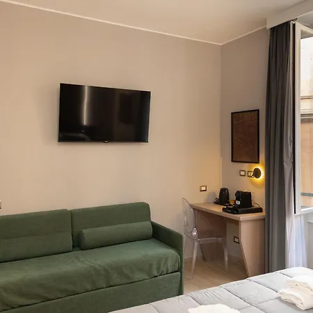 Iron Luxury Guest house 4*