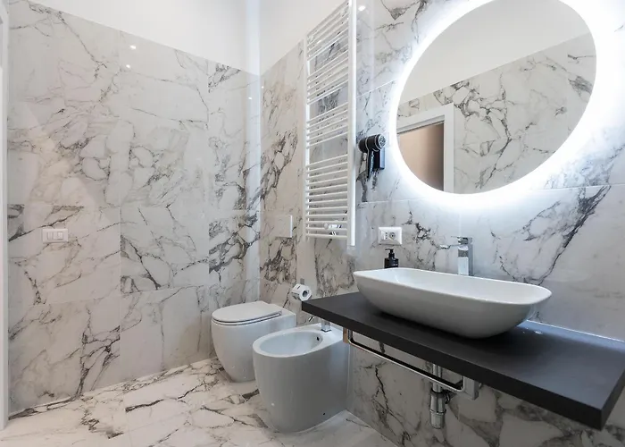 ゲストハウス Iron Luxury 4*