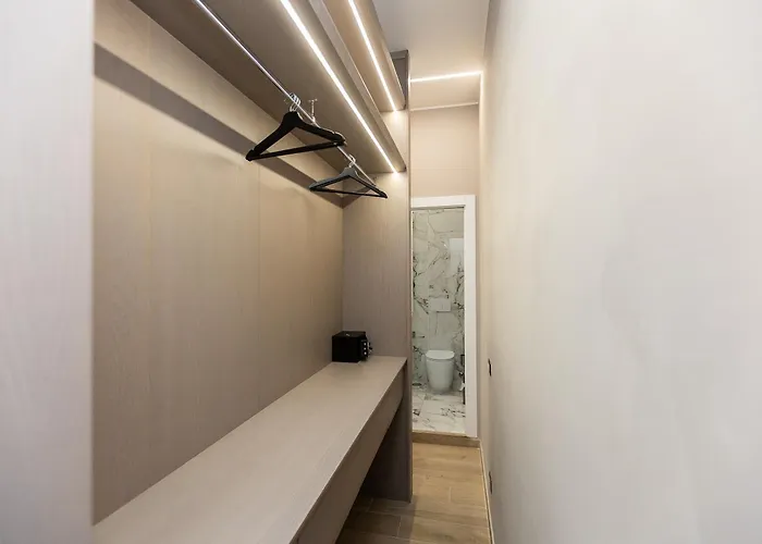 ゲストハウス Iron Luxury