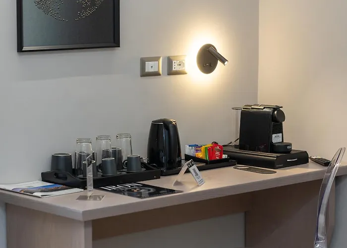 ゲストハウス Iron Luxury