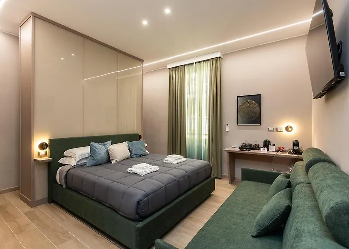 게스트하우스 Iron Luxury 4*