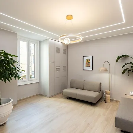 Iron Luxury 4*